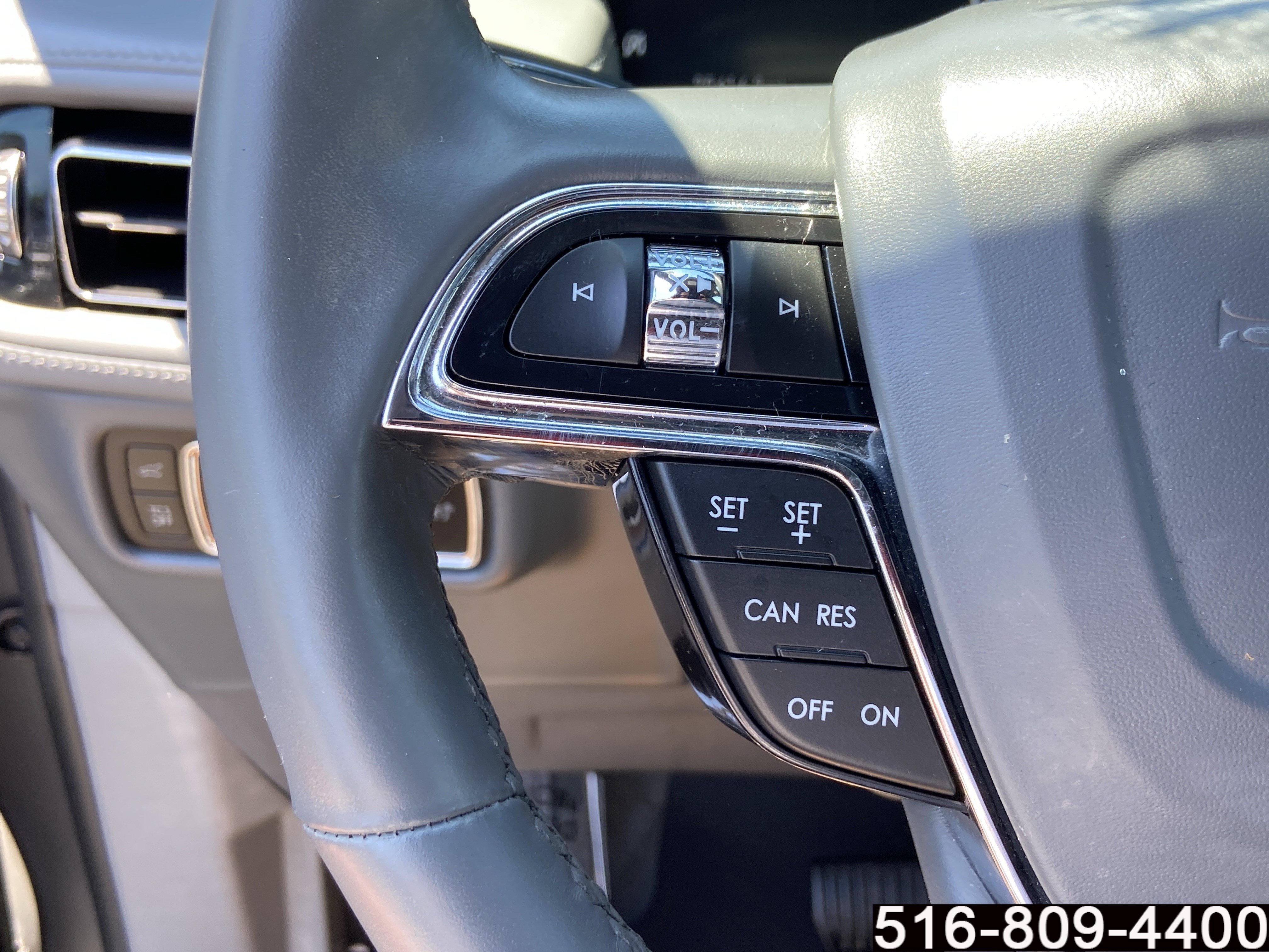 Used 2023 Lincoln Nautilus Reserve AWD/4WD image 16