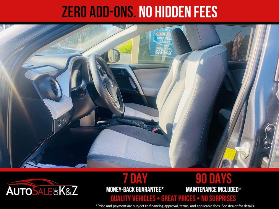 Used 2015 Toyota RAV4 LE FWD image 19