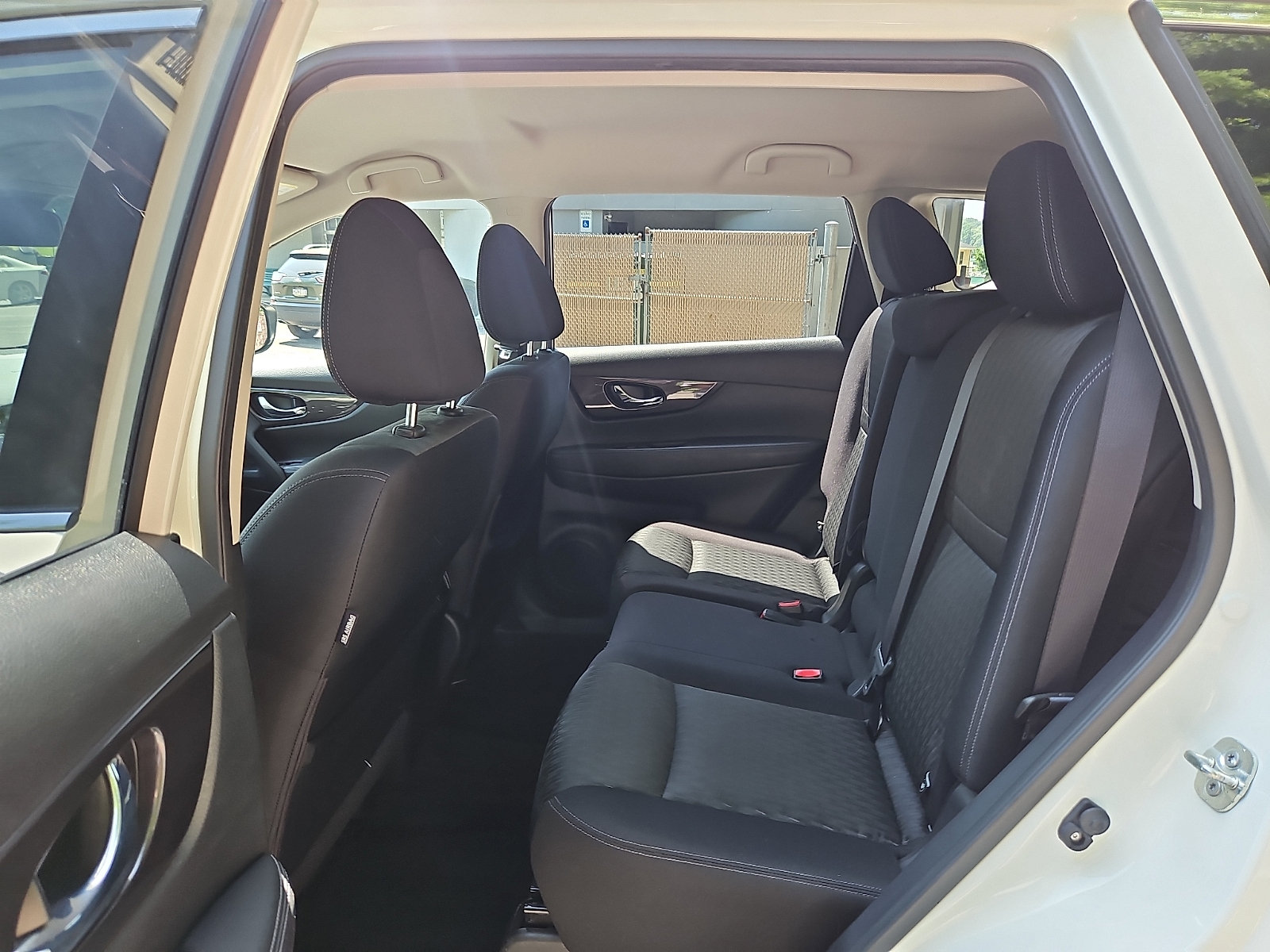 Certified 2019 Nissan Rogue SV w/ Premium Package AWD/4WD image 10