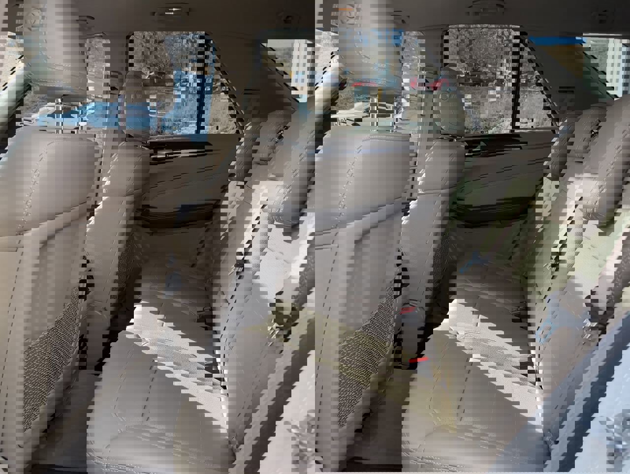 Used 2015 Mercedes-Benz ML 350 4MATIC image 13