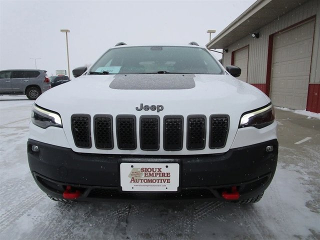 Used 2020 Jeep Cherokee Trailhawk w/ Cold Weather Group image 4