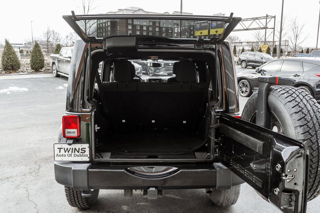 Used 2018 Jeep Wrangler Unlimited Sahara image 27