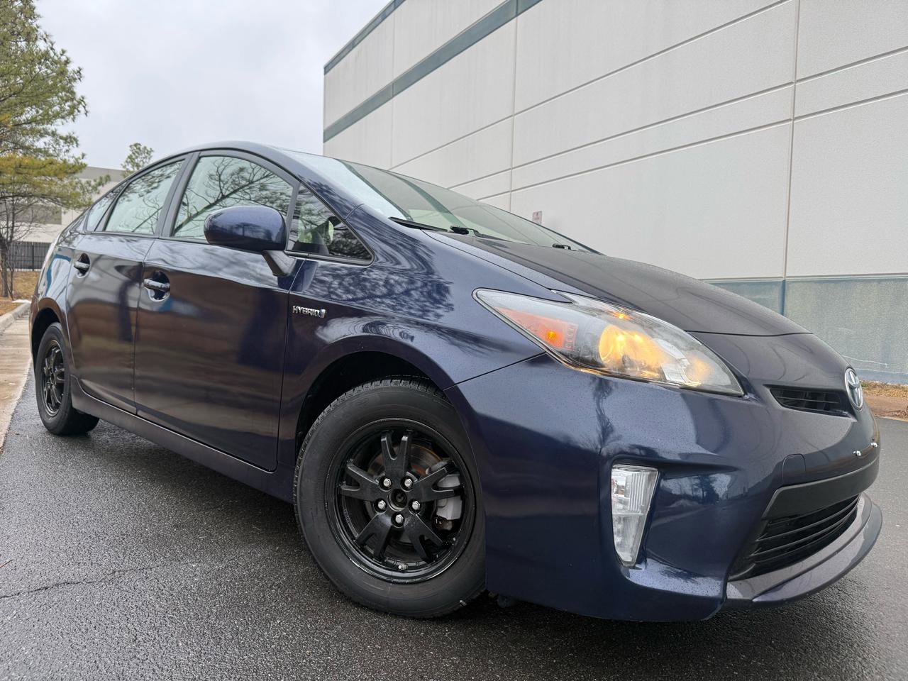 Used 2015 Toyota Prius Three image 5