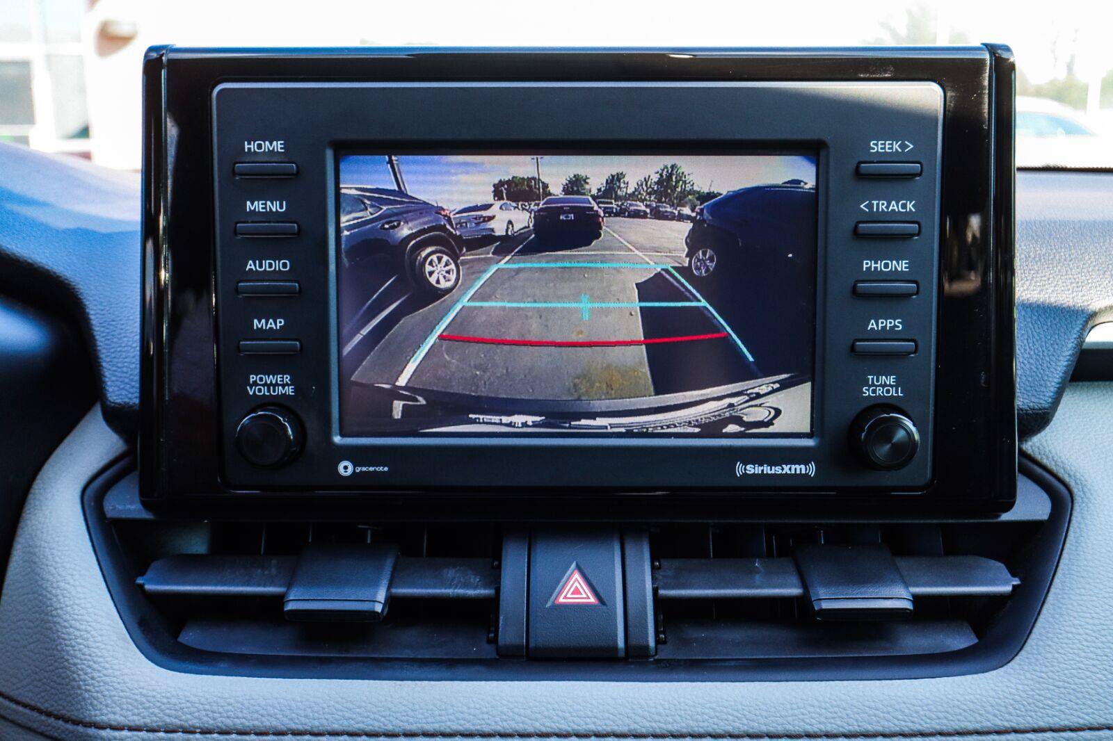 Used 2021 Toyota RAV4 XLE FWD image 7