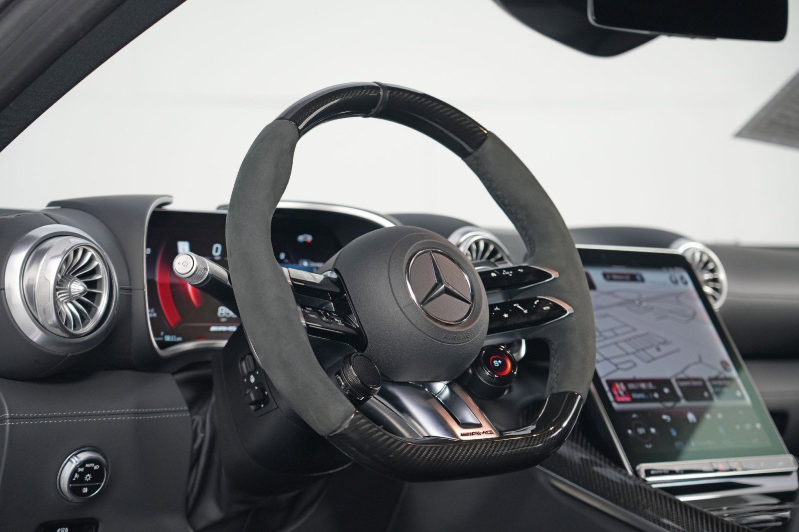 Used 2024 Mercedes-Benz AMG GT 63 image 57