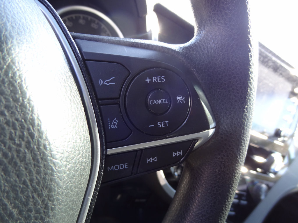 Used 2023 Toyota Camry LE FWD image 11