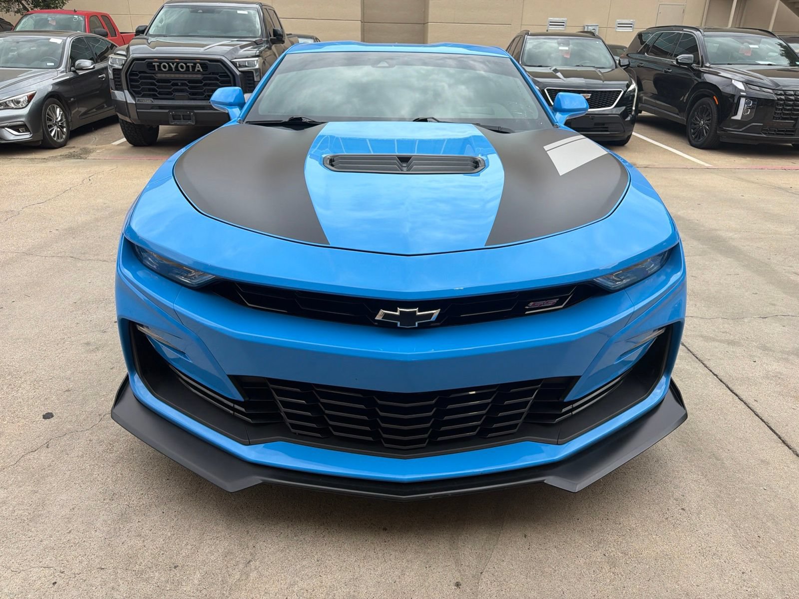 Used 2022 Chevrolet Camaro SS RWD image 2