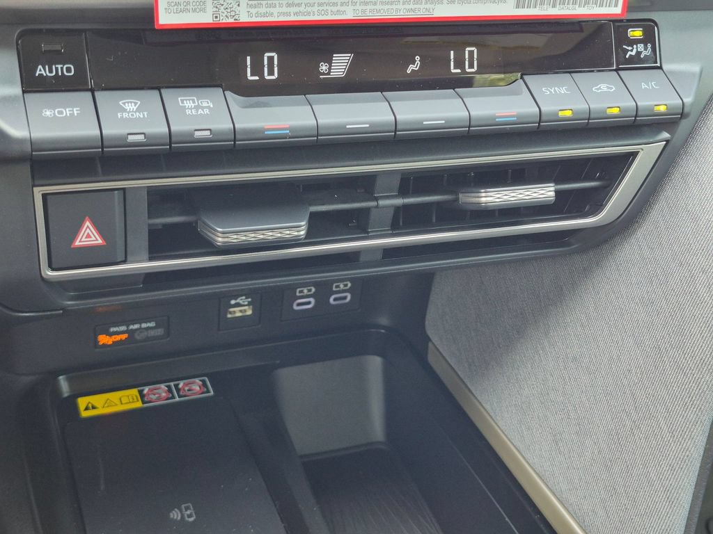 Used 2026 Toyota Camry LE FWD image 23
