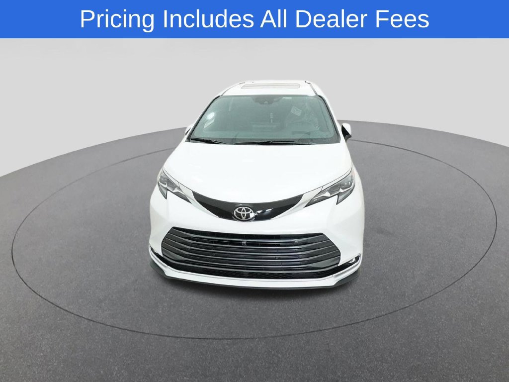 New 2026 Toyota Sienna Platinum AWD/4WD image 15