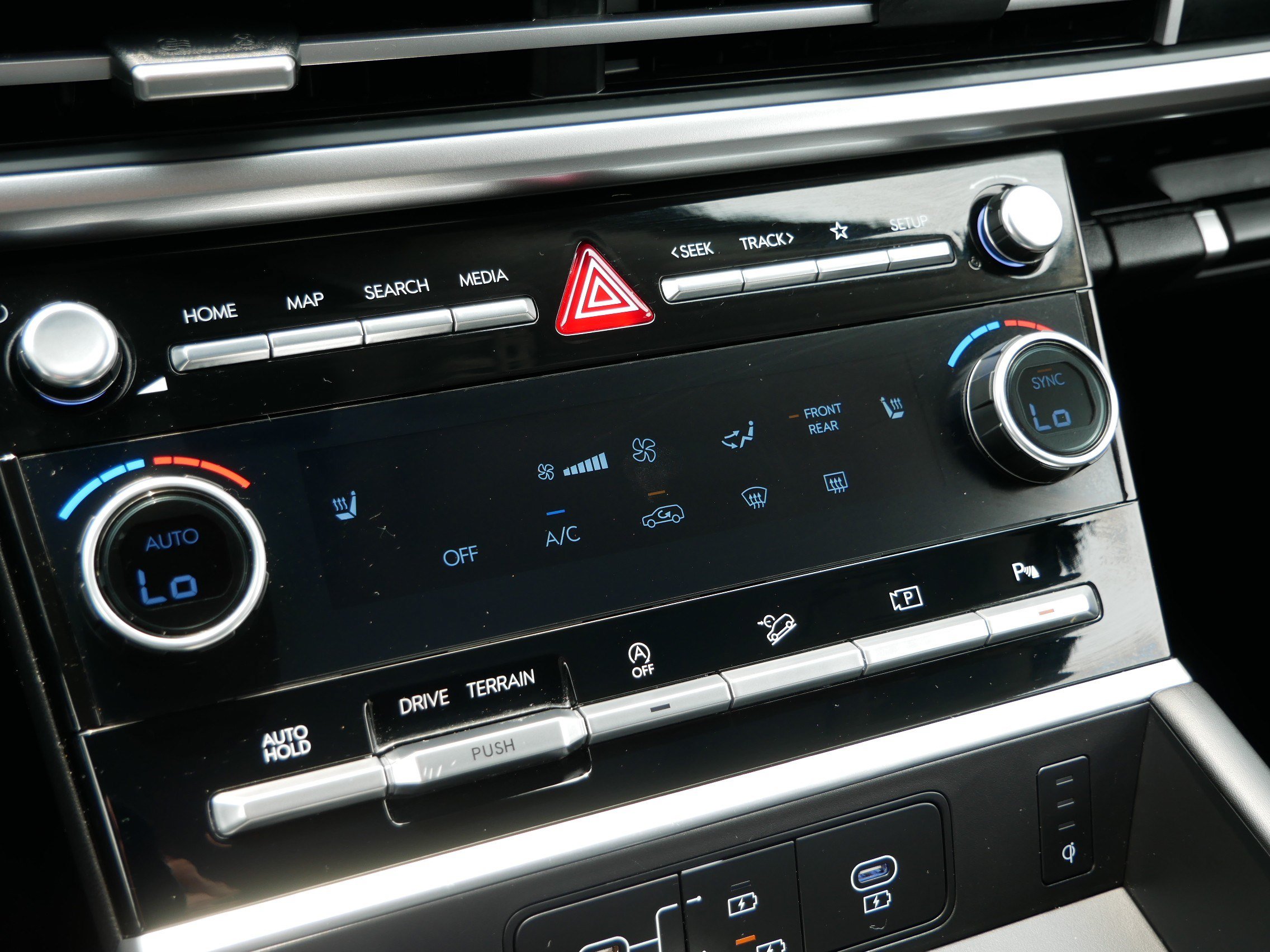Certified 2026 Hyundai Santa Fe XRT AWD/4WD image 23