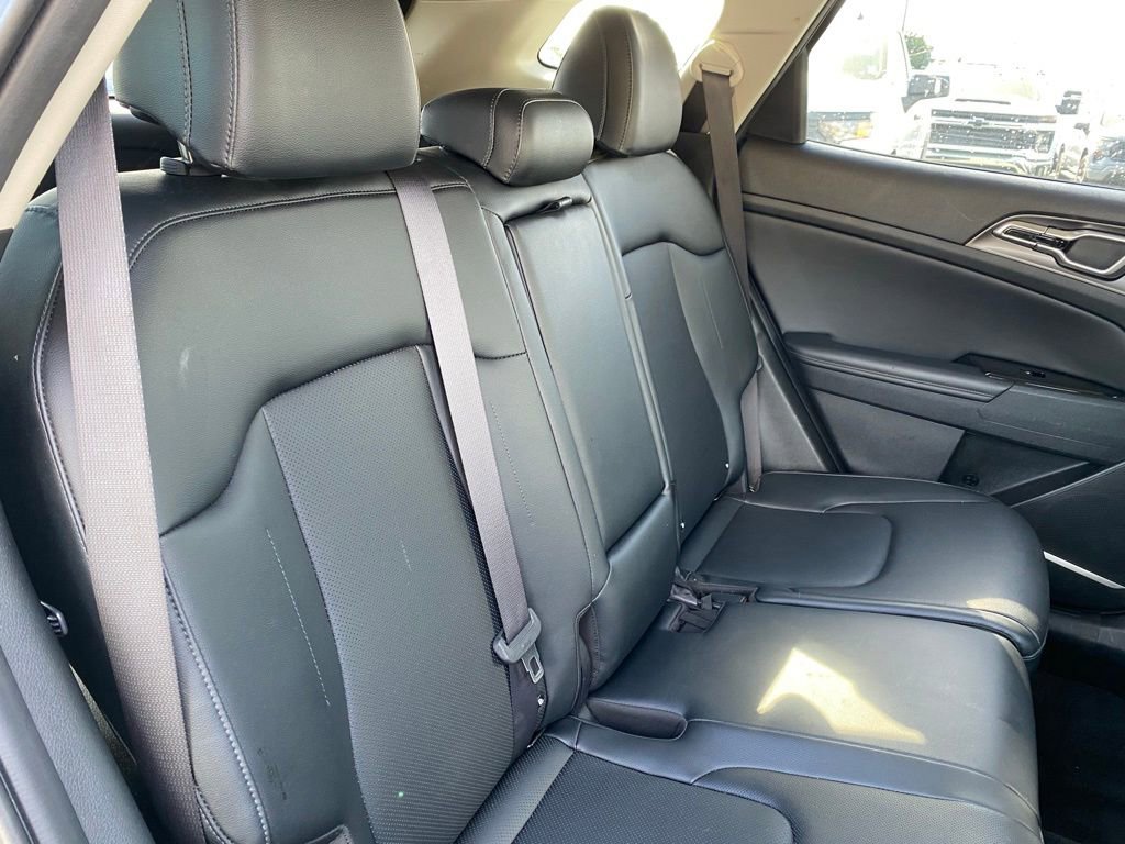 Used 2023 Kia Sportage EX image 20