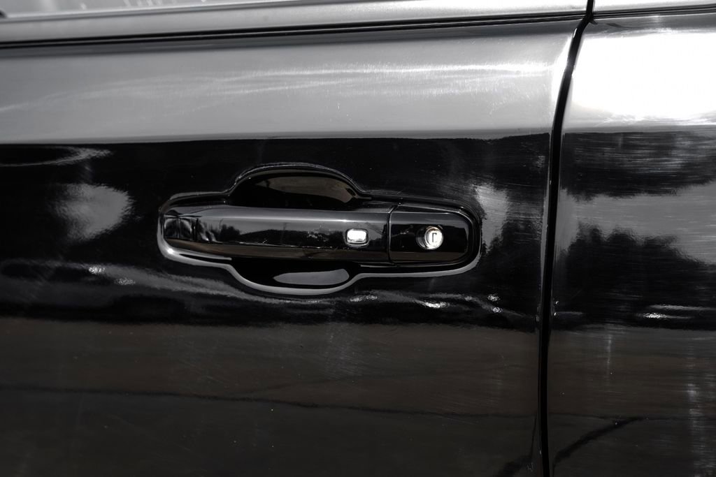 Used 2023 GMC Sierra 1500 Elevation image 41