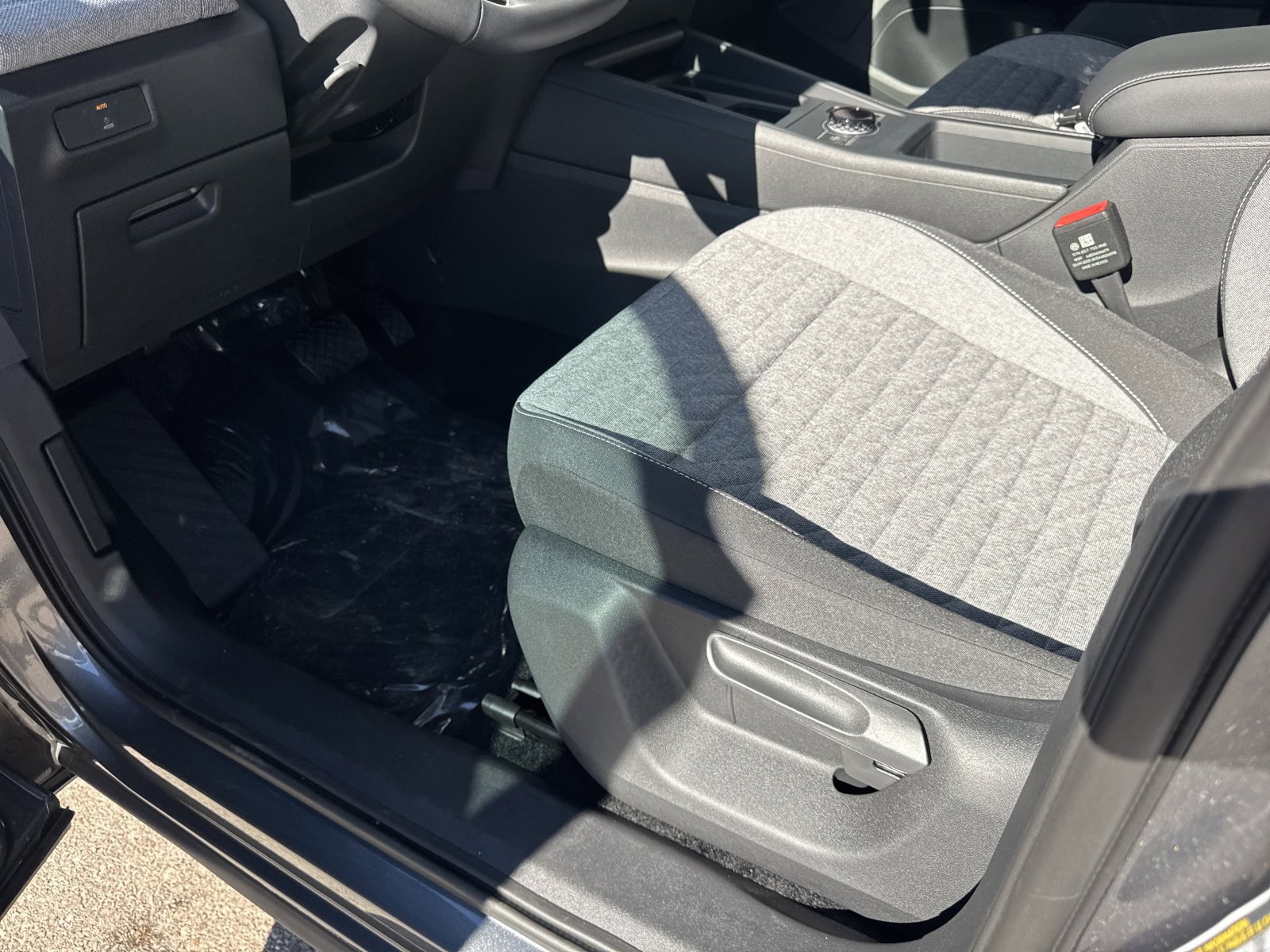 New 2026 Volkswagen Tiguan S image 12