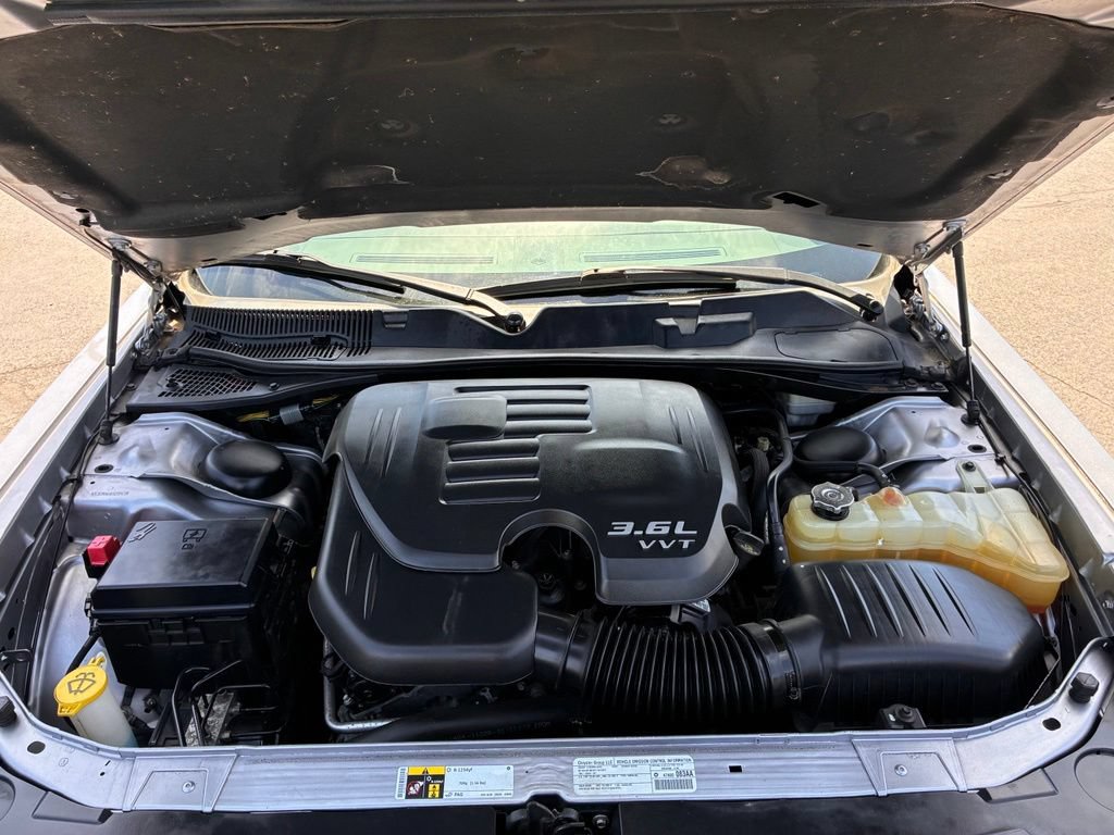 Used 2014 Dodge Challenger SXT w/ Sport Appearance Package RWD image 9