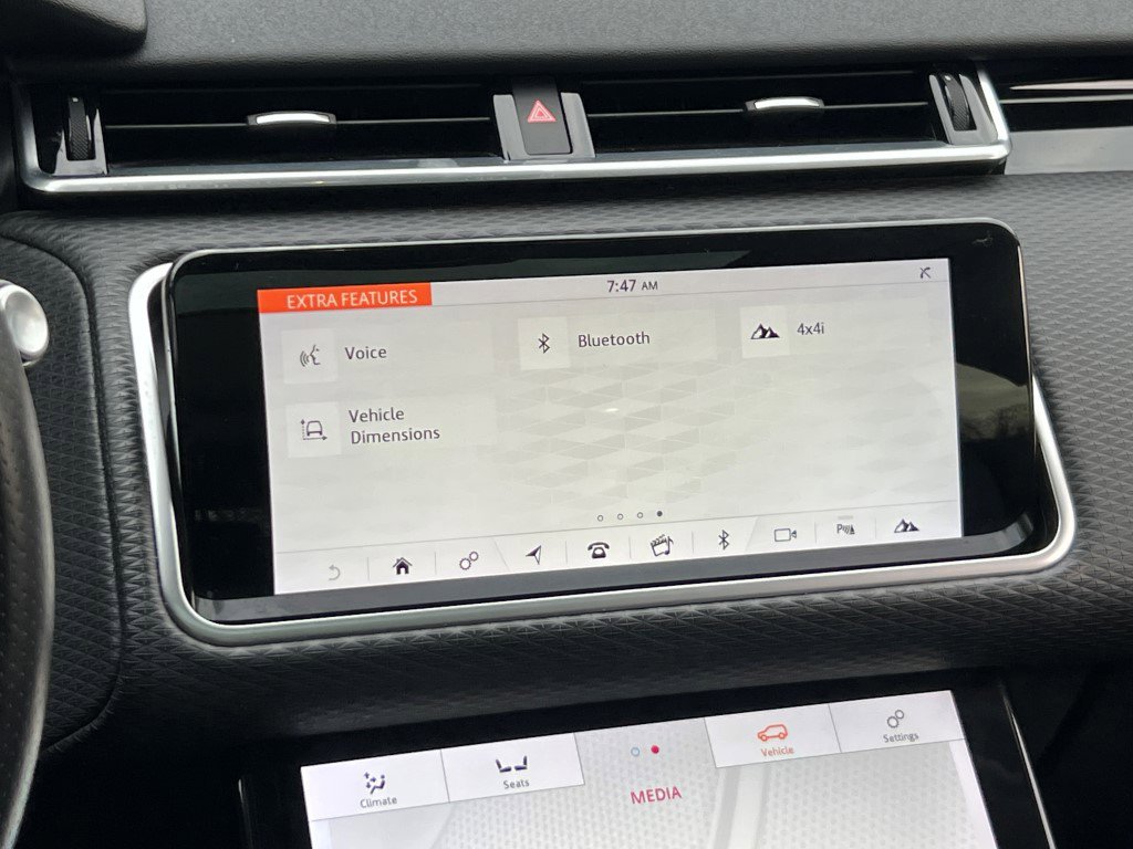 Used 2018 Land Rover Range Rover Velar S image 21