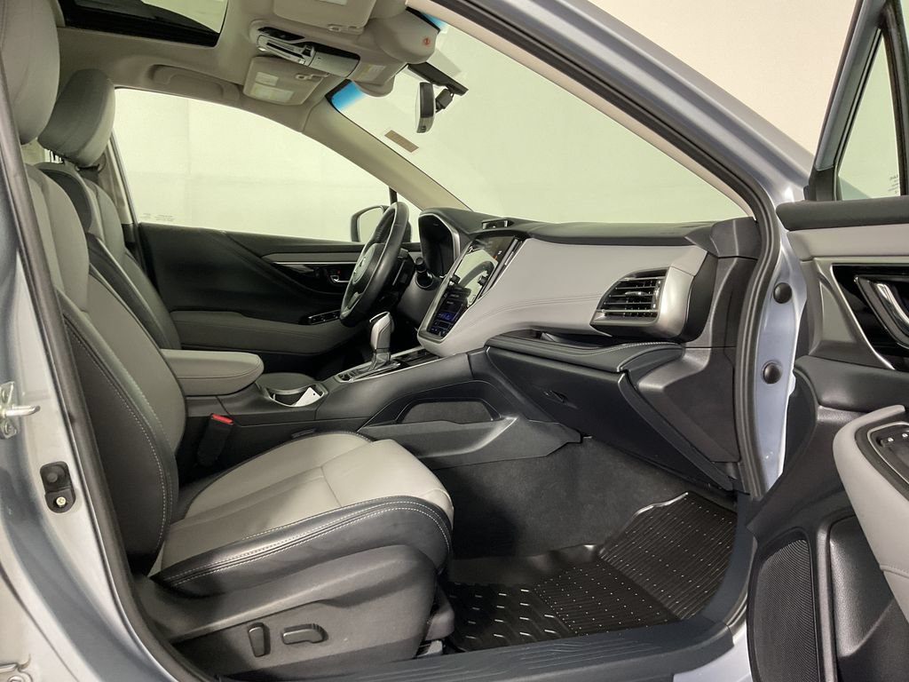 Used 2022 Subaru Outback Limited AWD/4WD image 25