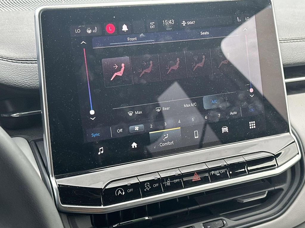 Used 2023 Jeep Compass Limited image 26