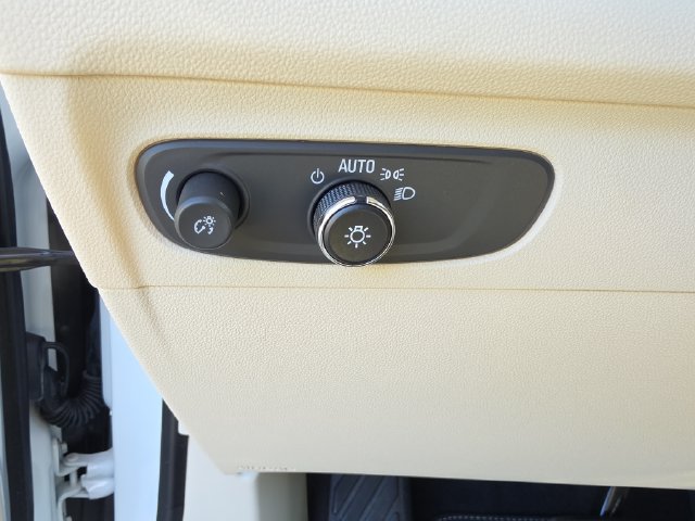 Certified 2023 Buick Envision Essence AWD/4WD image 21