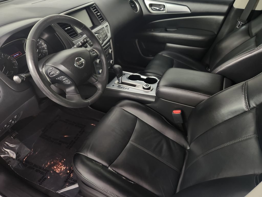 Used 2017 Nissan Pathfinder SL w/ SL Premium Package AWD/4WD image 13