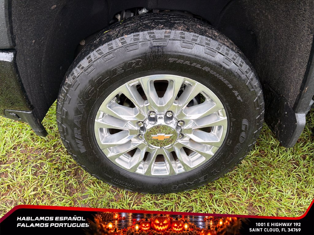 Used 2023 Chevrolet Silverado 2500 High Country w/ Z71 Off-Road Package AWD/4WD image 10