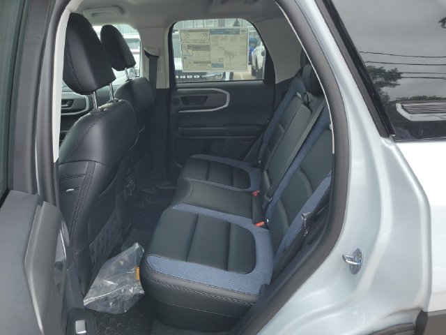 New 2026 Ford Bronco Sport Outer Banks w/ Outer Banks Tech Package+ AWD/4WD image 11