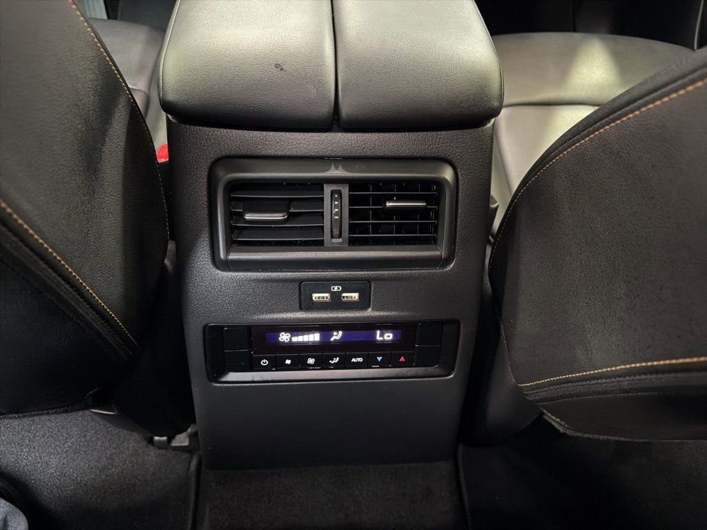 Used 2024 MAZDA CX-90 3.3 Turbo w/ Select Package image 15