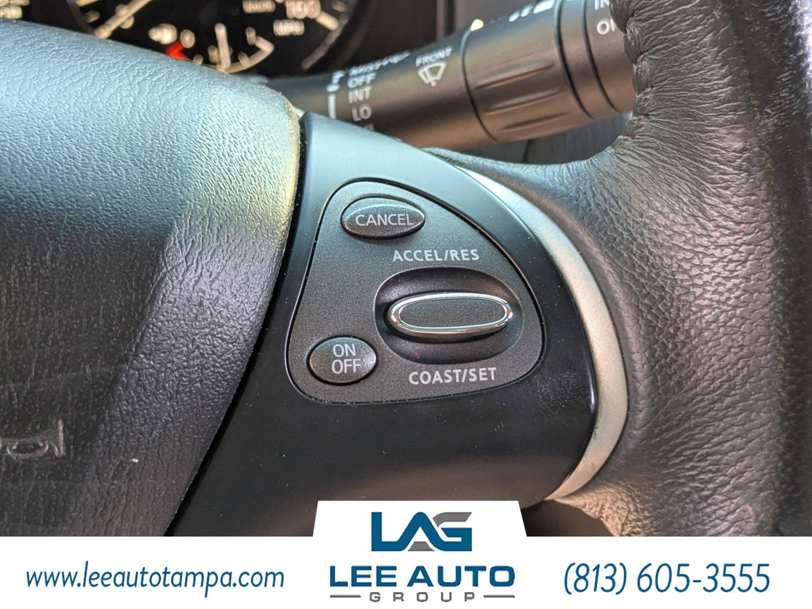 Used 2015 Nissan Pathfinder Platinum w/ Family Entertainment Package image 29