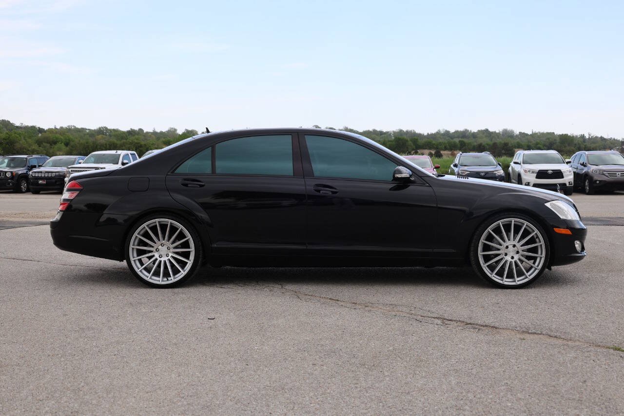 Used 2007 Mercedes-Benz S 550 image 7