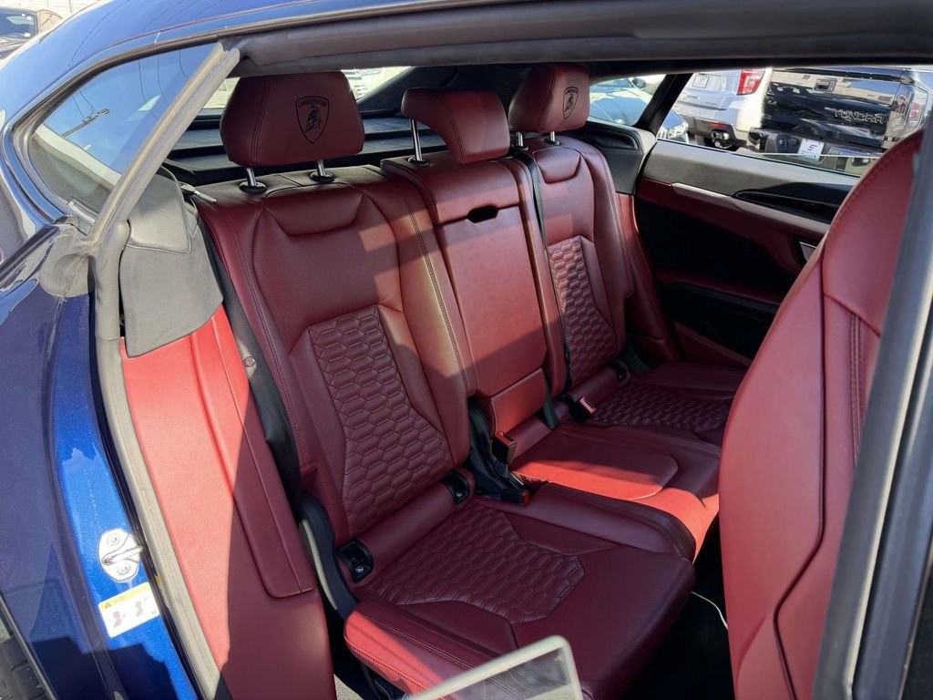 Used 2022 Lamborghini Urus image 14