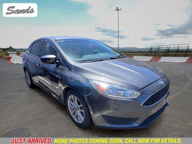 Used 2018 Ford Focus SE FWD image 1