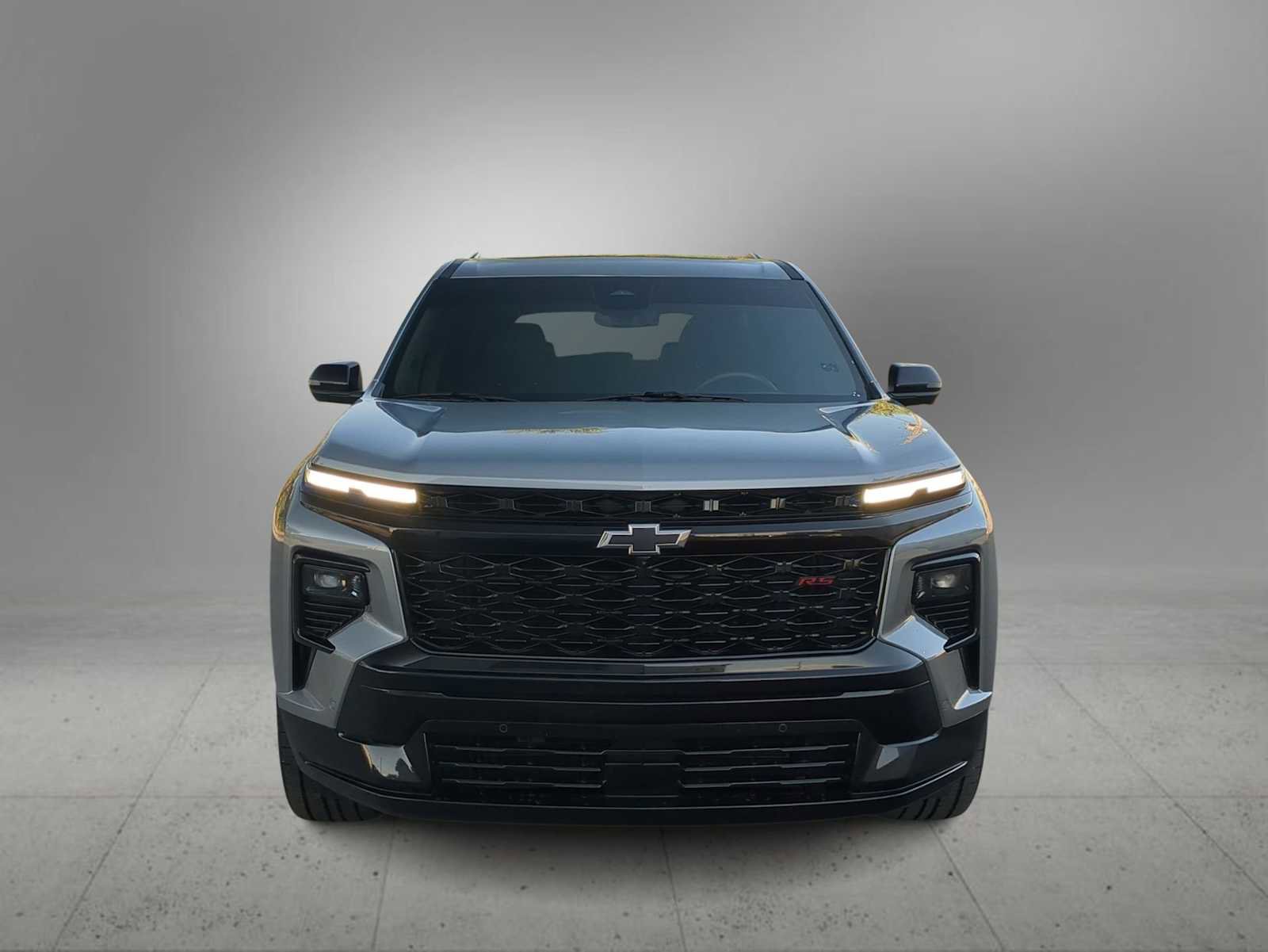 Used 2024 Chevrolet Traverse RS image 3