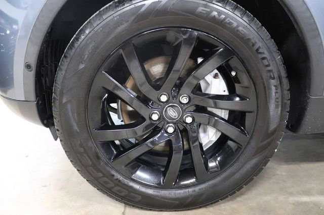 Used 2019 Land Rover Discovery SE image 31
