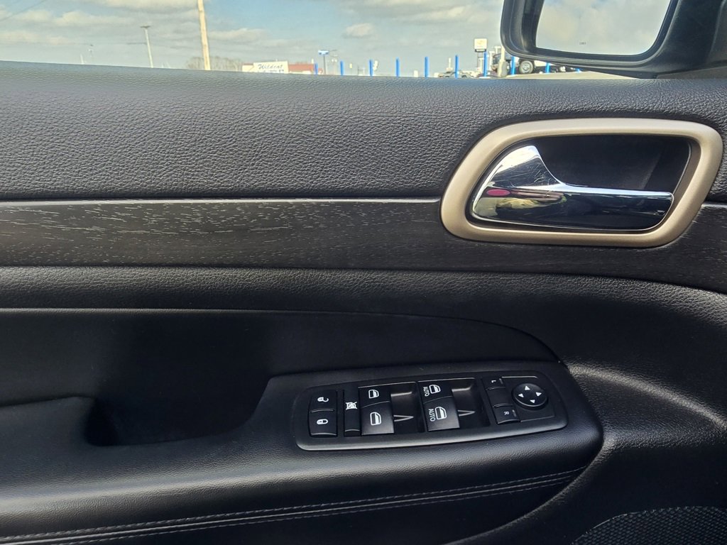 Used 2015 Jeep Grand Cherokee Laredo w/ Quick Order Package 23E image 11