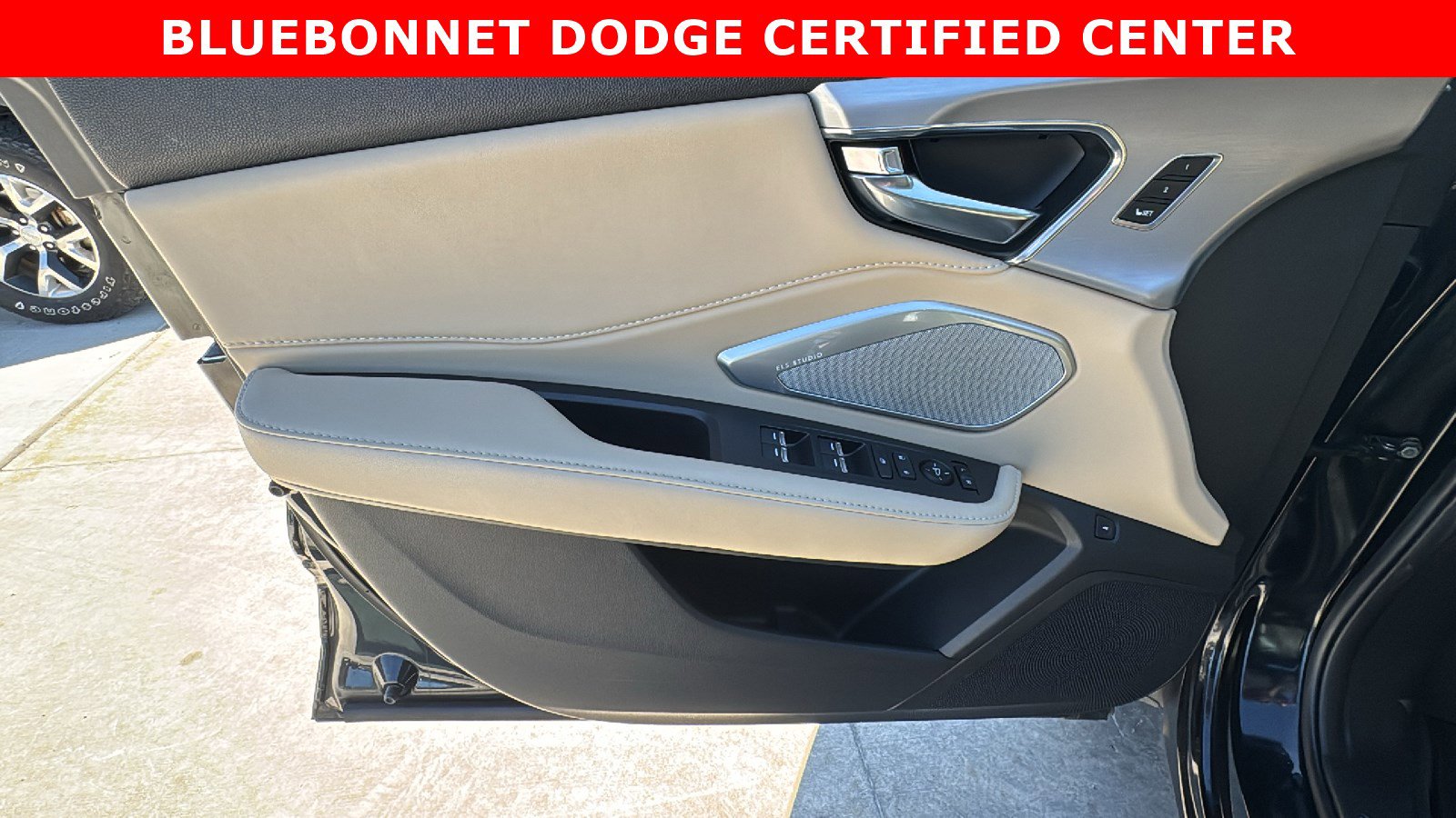 Used 2023 Acura RDX FWD w/ Technology Package image 12