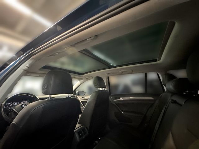 Used 2018 Volkswagen Golf Alltrack SE AWD/4WD image 17