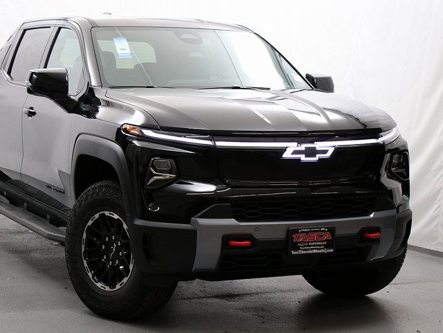 New 2026 Chevrolet Silverado EV Trail Boss w/ Plus Package video 2