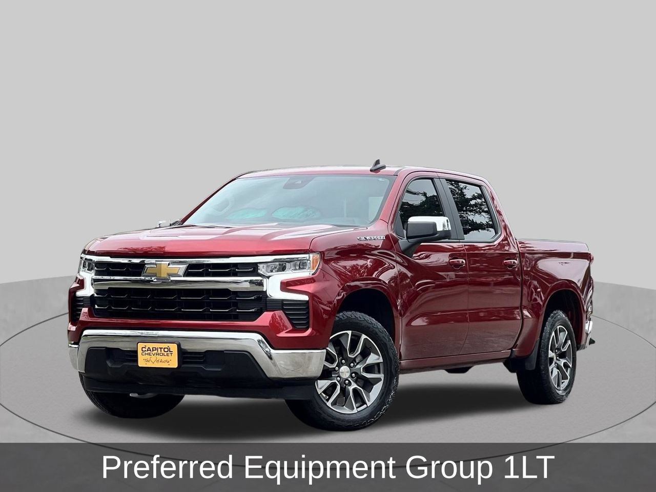 Used 2024 Chevrolet Silverado 1500 LT RWD image 2