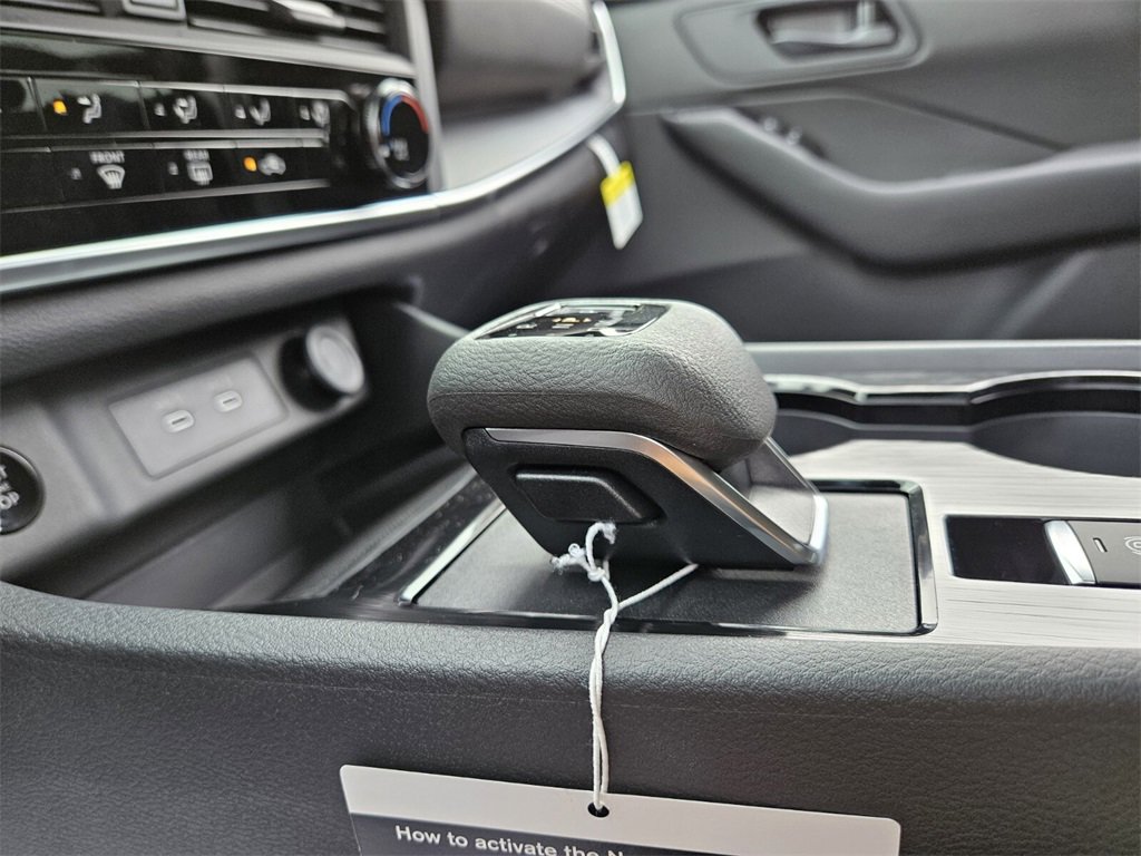 New 2026 Nissan Rogue S image 11