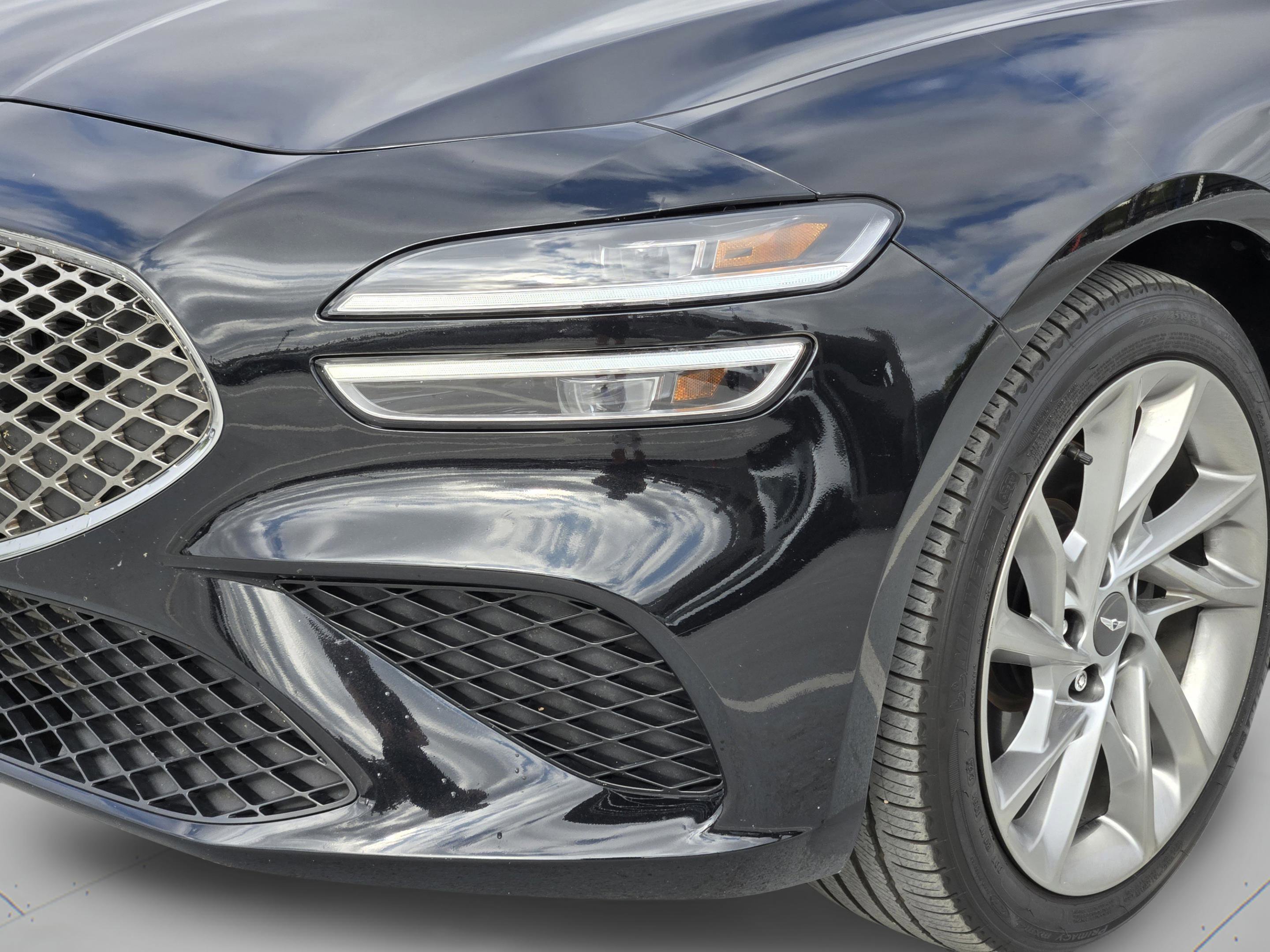 Used 2022 Genesis G70 2.0T image 38