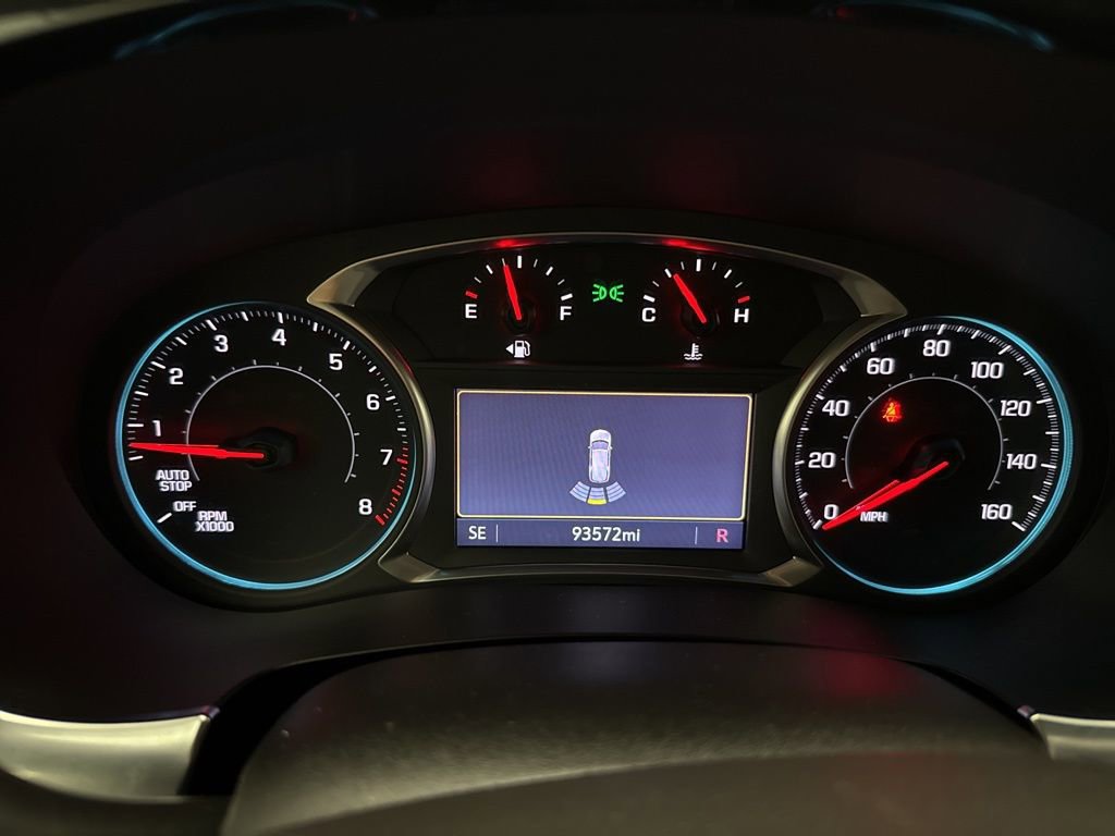 Used 2022 Chevrolet Traverse LT image 28