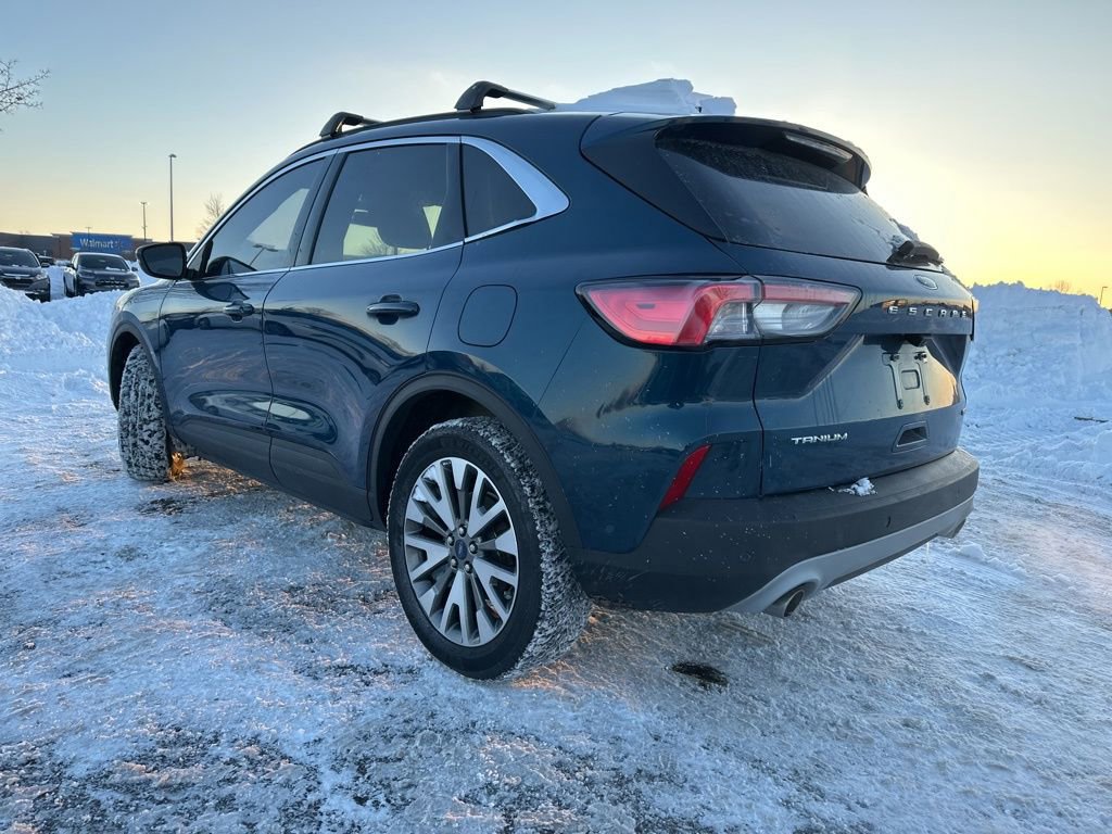 Used 2020 Ford Escape Titanium image 8