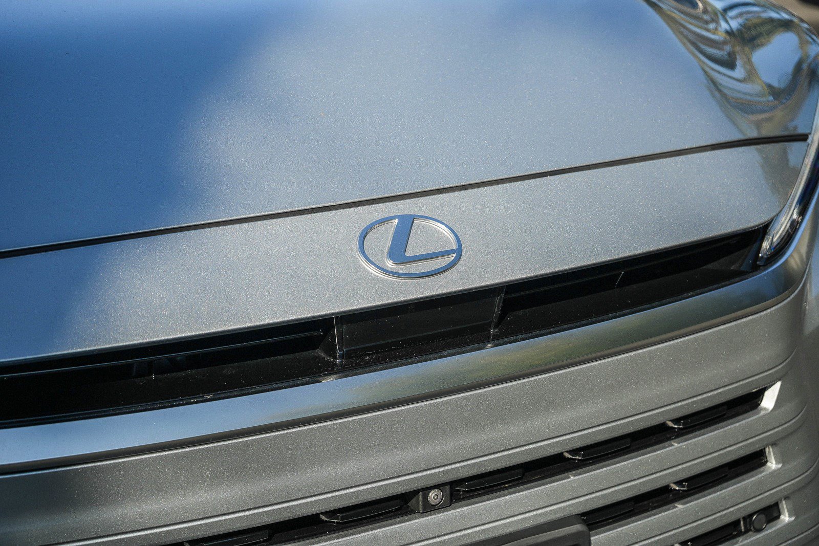 Certified 2025 Lexus TX 500h AWD w/ Technology Package image 9