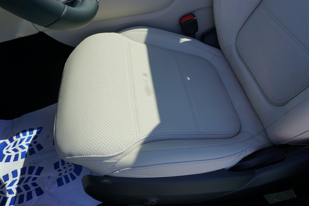 Certified 2026 Mercedes-Benz GLC 300 4MATIC image 42