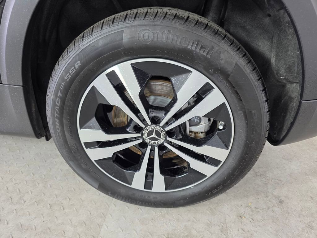 Certified 2025 Mercedes-Benz GLB 250 image 16