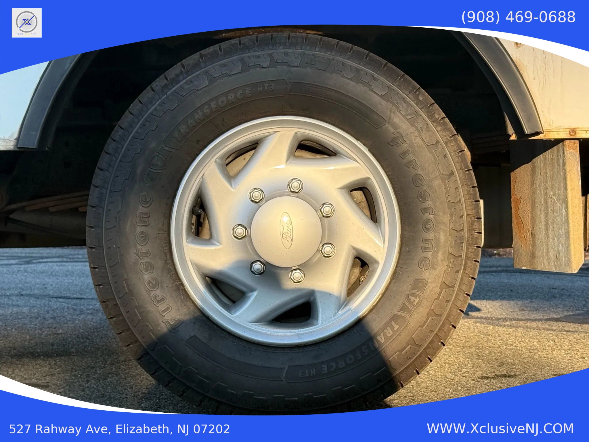 Used 2015 Ford E-350 and Econoline 350 Super Duty image 16