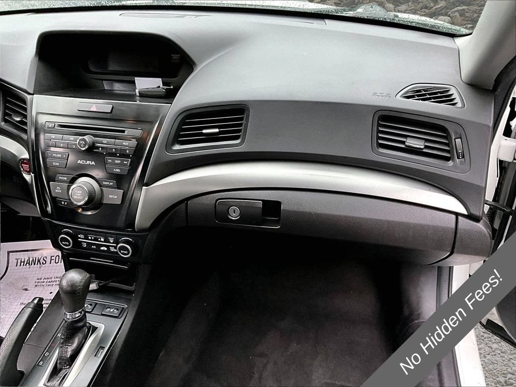 Used 2017 Acura ILX FWD image 12