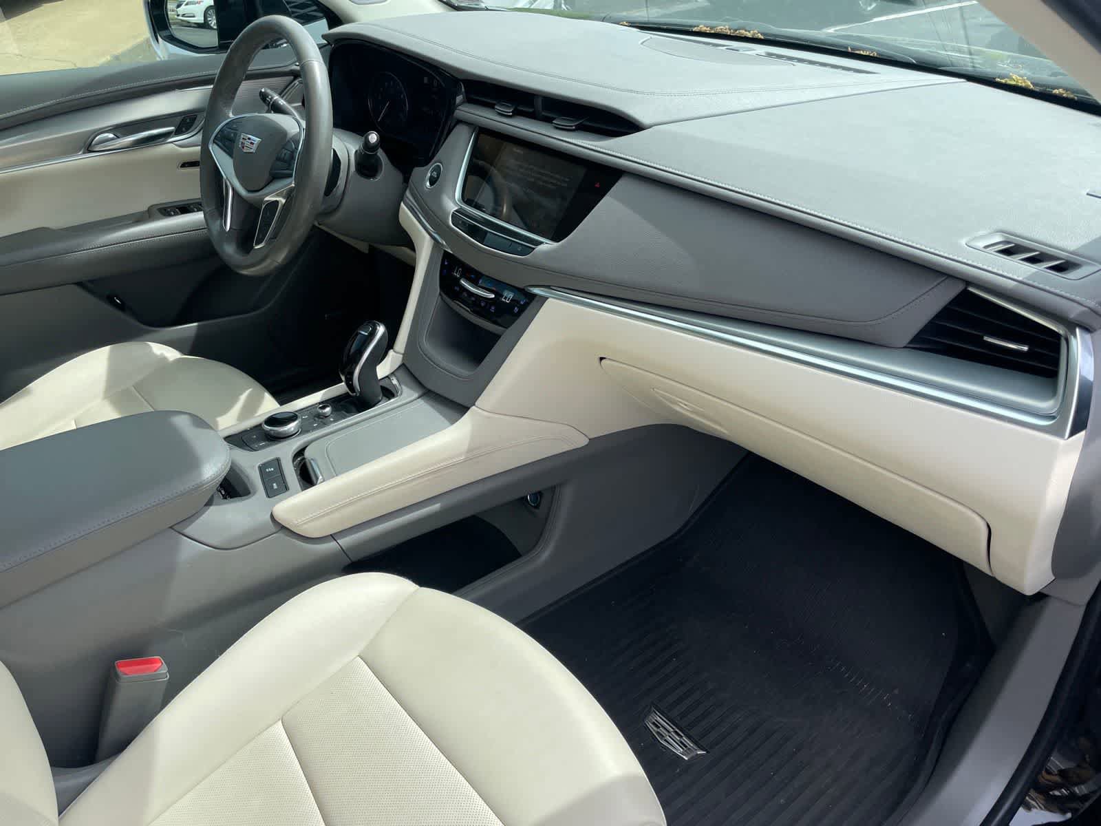 Used 2022 Cadillac XT5 Premium Luxury w/ Technology Package image 25