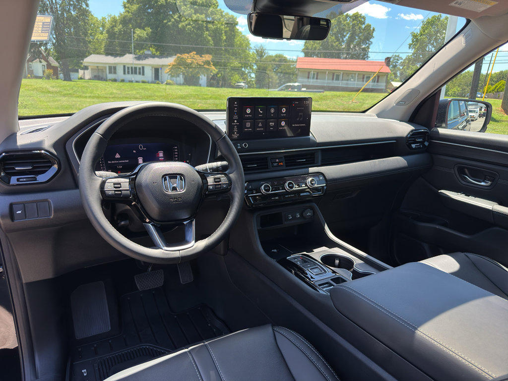 Used 2026 Honda Pilot Touring image 9