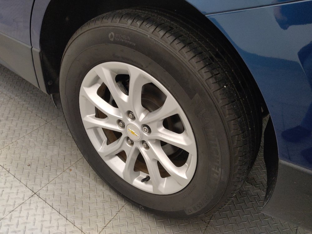 Used 2019 Chevrolet Equinox LT w/ Driver Convenience Package AWD/4WD image 31