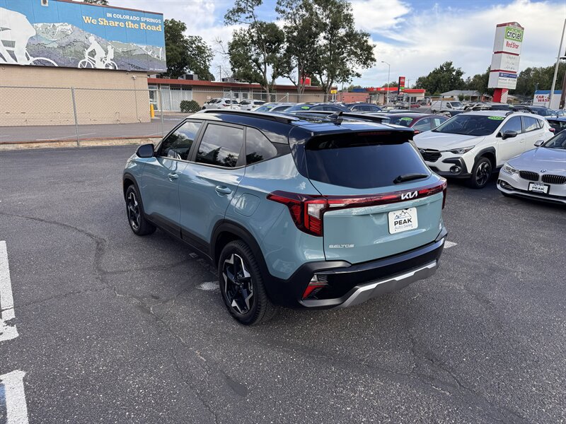 Used 2025 Kia Seltos S AWD/4WD image 5